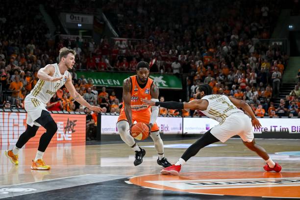 加吸引人眼 加吸引人眼